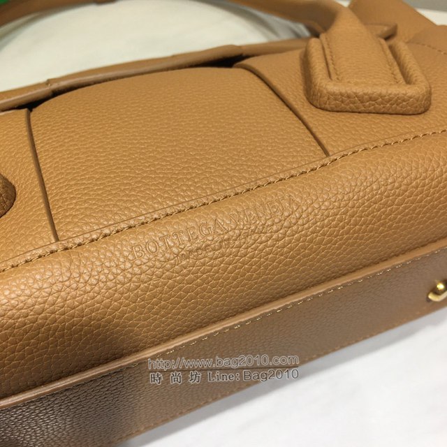 Bottega veneta高端女包 寶緹嘉爆款THE ARCO編織款手提包  BV經典款蝙蝠包  gxz1114